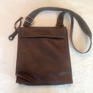 Wilsons Leather Cross Body